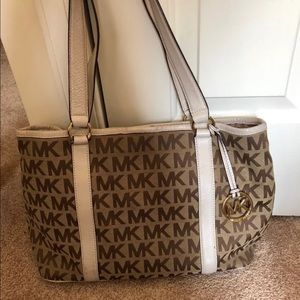 MK purse